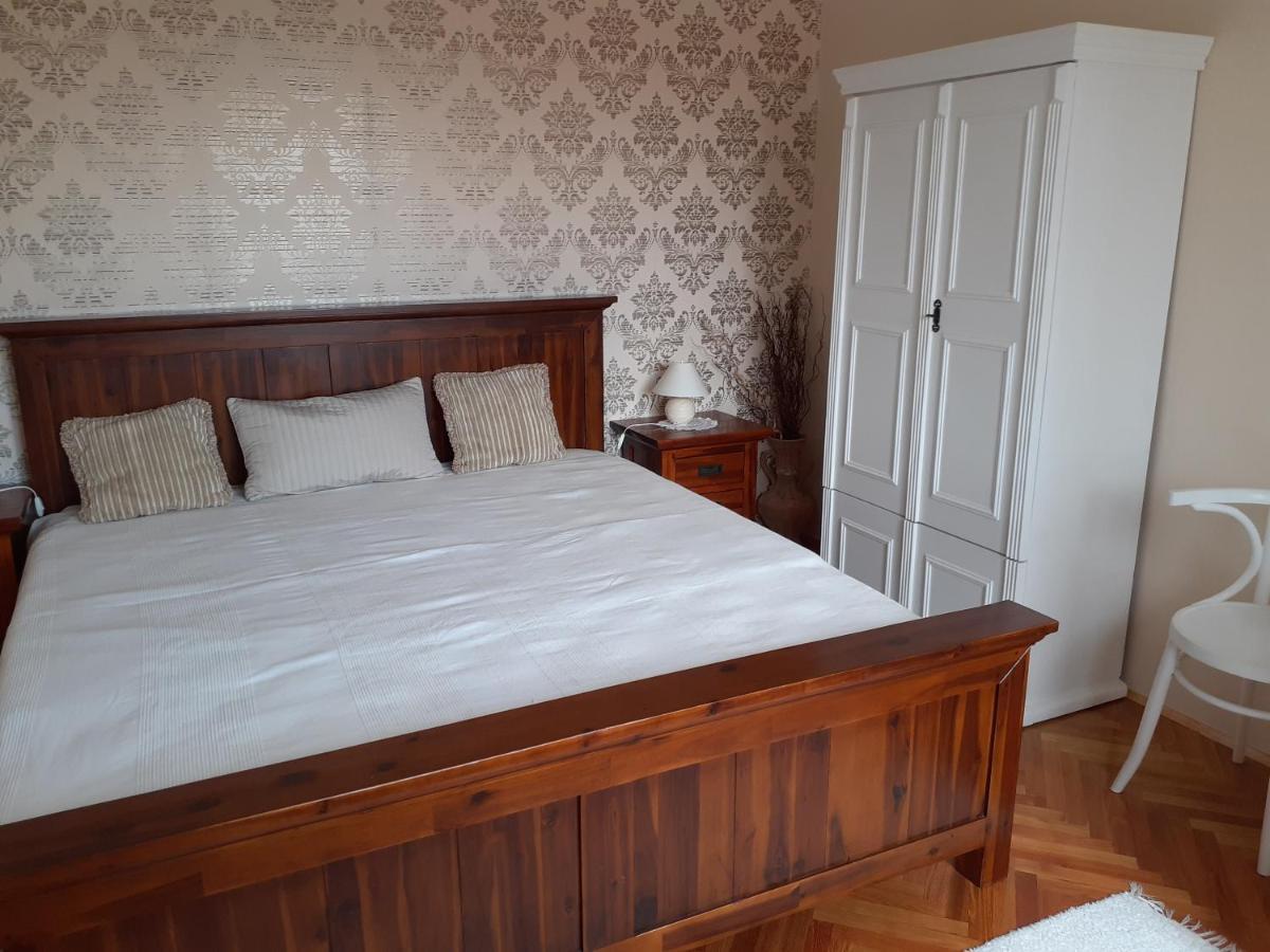 Domboldal Vendeghaz Appartement Noszvaj Buitenkant foto