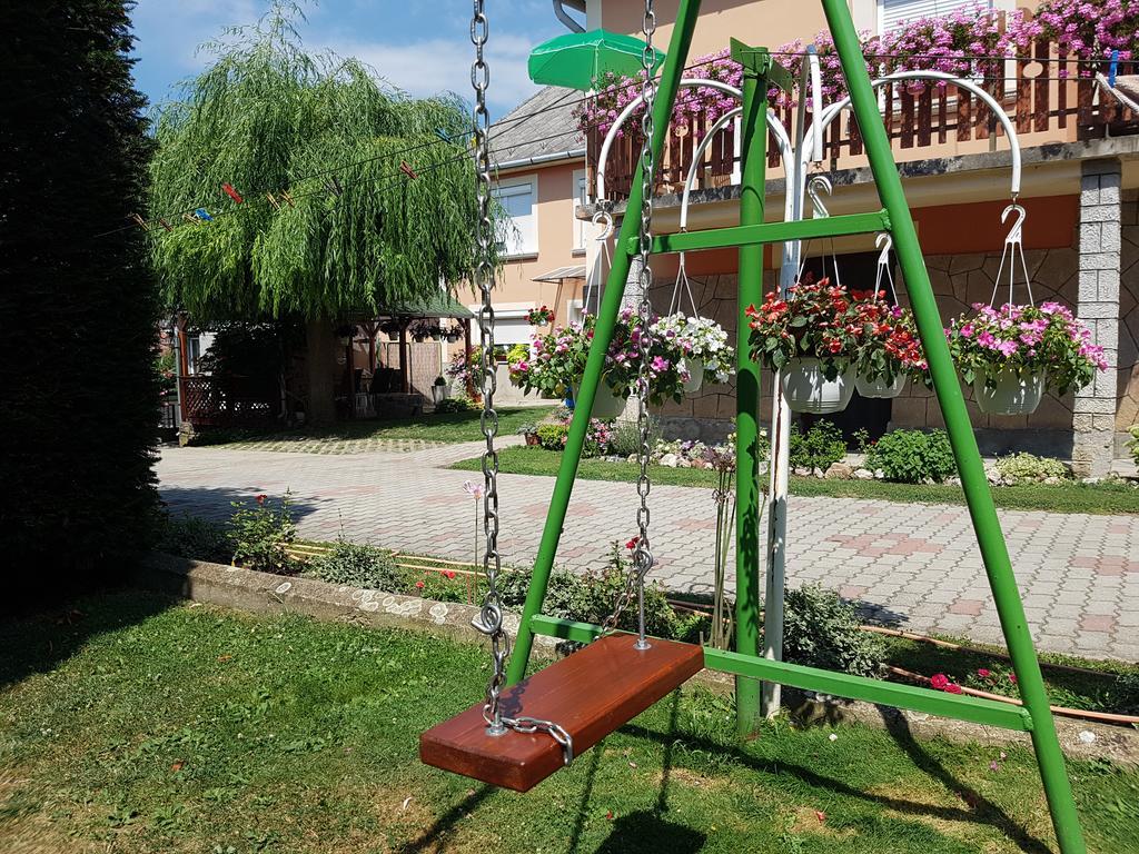 Domboldal Vendeghaz Appartement Noszvaj Buitenkant foto